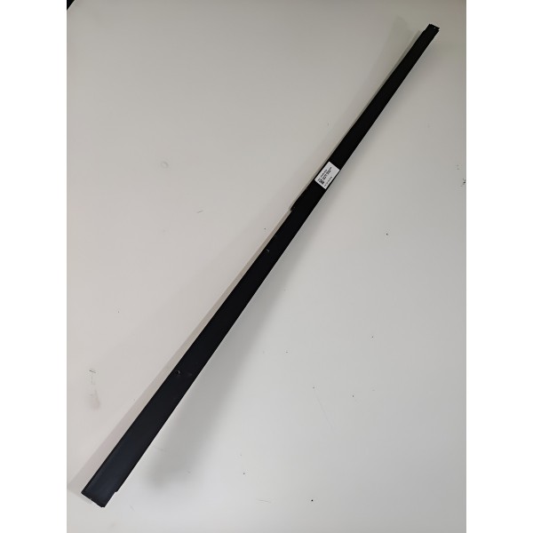 Guia Vidro Dianteiro Direito Master 2.3  2014/2022 - Preto