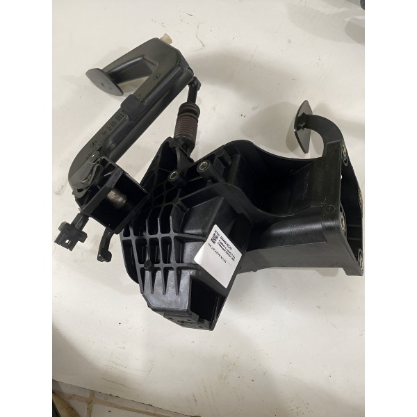 Pedaleira C/ Suporte Freio E Embreagem Sprinter 2005/2011