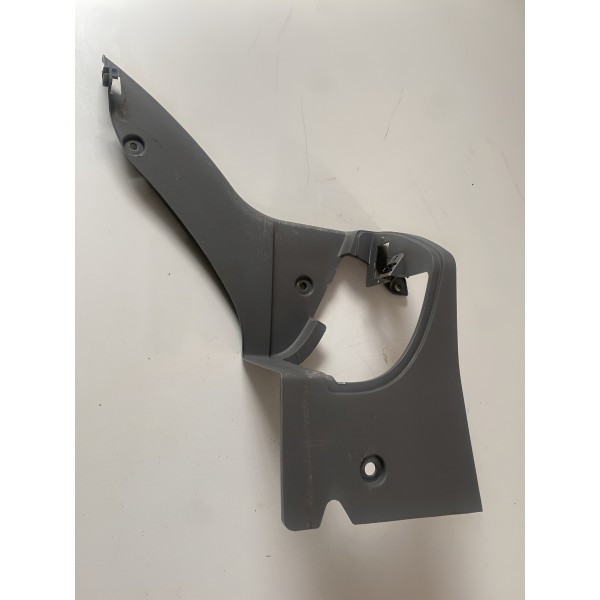 Acabamento Coluna Painel Inf. Esquerdo Sprinter 2013/2022