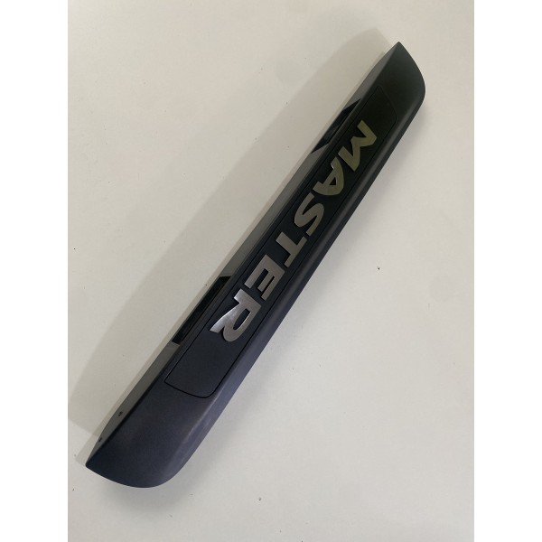 Moldura De Iluminação Placa Traseira Master 2014/21