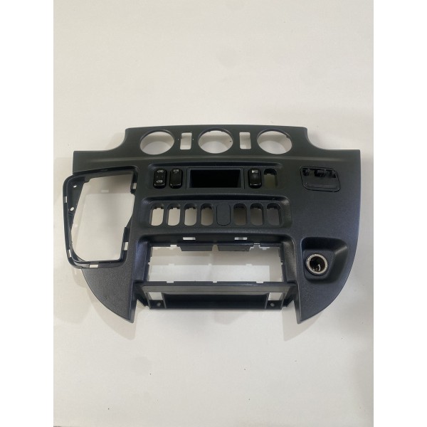 Acabamento Moldura  Central  C/ Detalhe Sprinter Até 2011 Preto