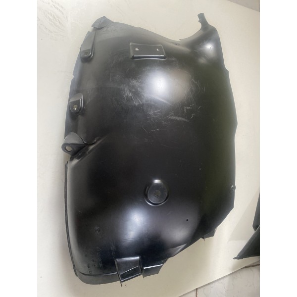 Parabarro Diant. Esq. Frontal C/ Detalhe Sprinter 2012/2019