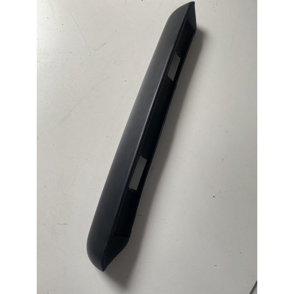 Moldura Luz Placa Traseira Renault Master 2005/2012