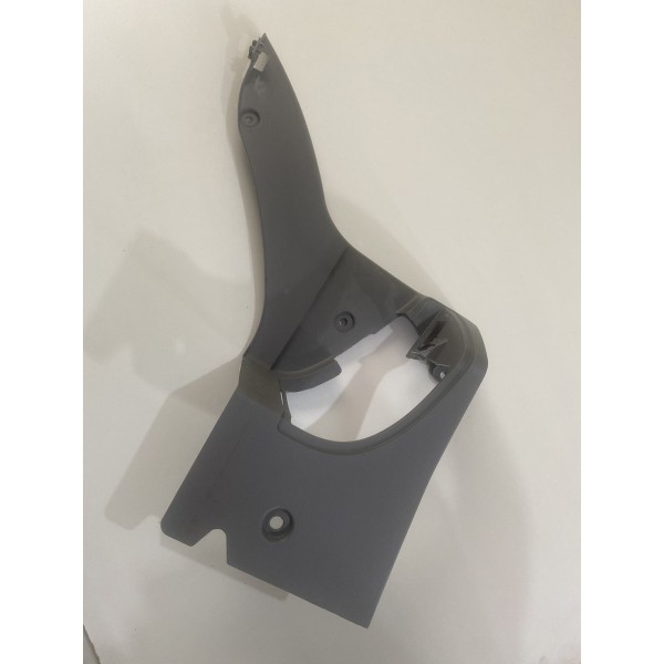 Acabamento Coluna Inferior Esq. Sprinter 2018/2020