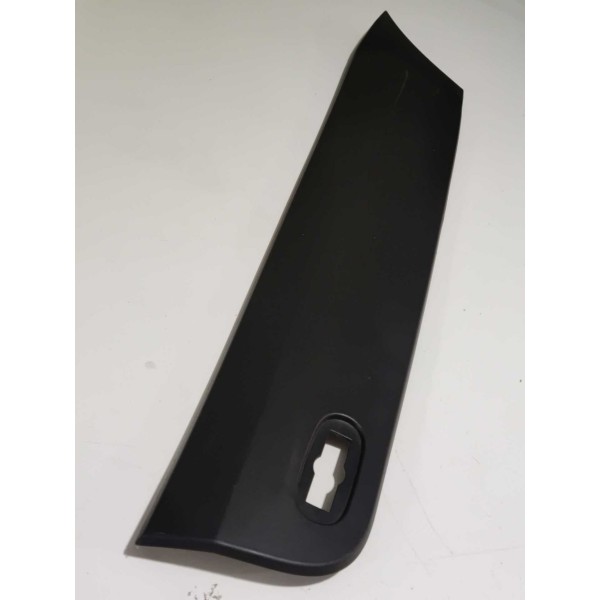 Friso Lateral Da Caixa Da Roda Direito Mbenz Sprinter 2012 A Preto