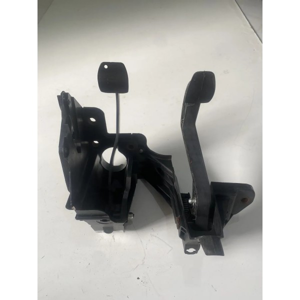Pedaleira Freio Embreagem Master 2.3 16v 2014/2023