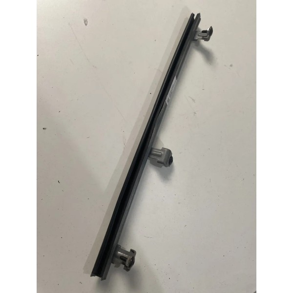 Guia De Vidro Renault Master 2014/2022 - Preto Preto